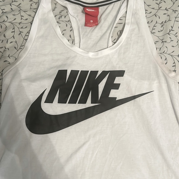 Nike Active wear size Small - Picture 1 of 2